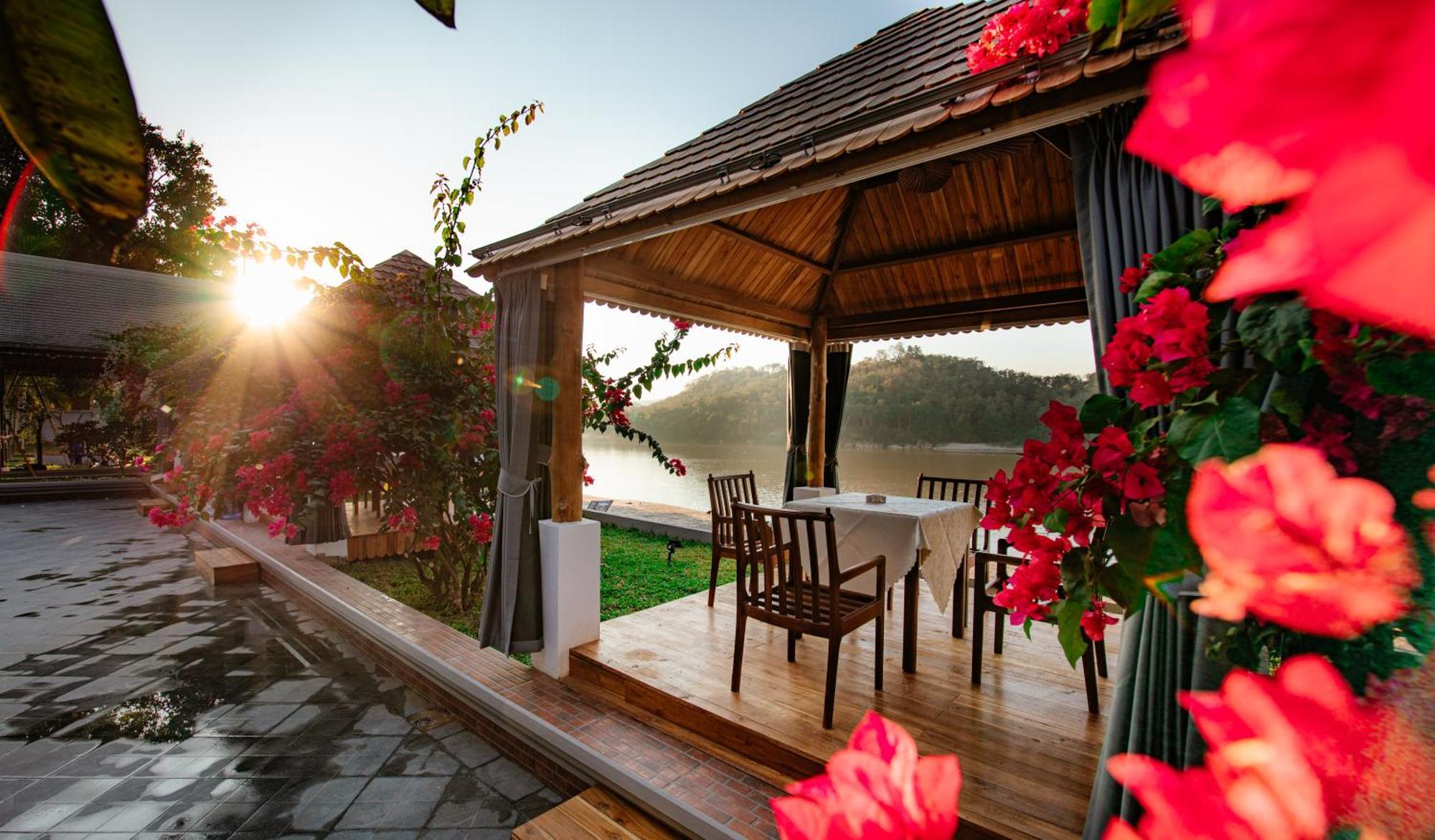 Relaxful Hotel泊岸酒店 Luang Prabang Dış mekan fotoğraf